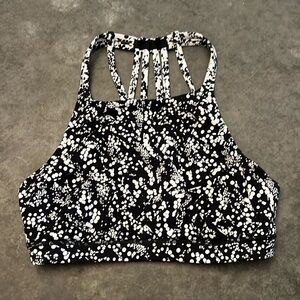 Lululemon Slide With Me Bra Chirasu Black / Chirakasu Alpine White